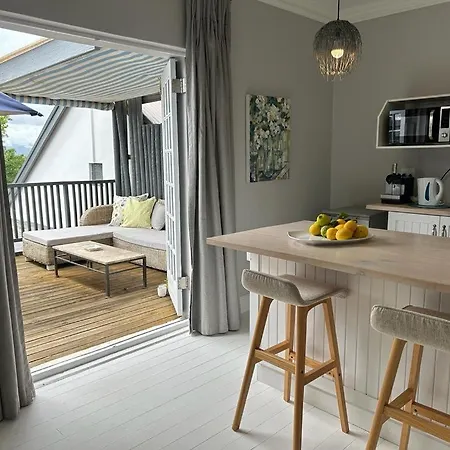 Camberley Wines - Luxury Accommodation Stellenbosch Exterior photo