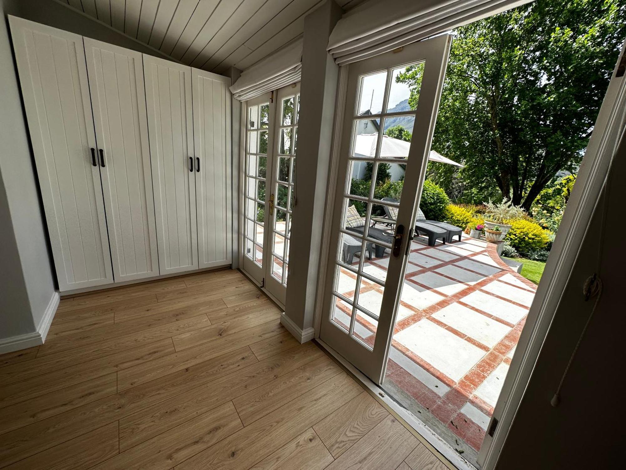 Camberley Wines - Luxury Apartment *