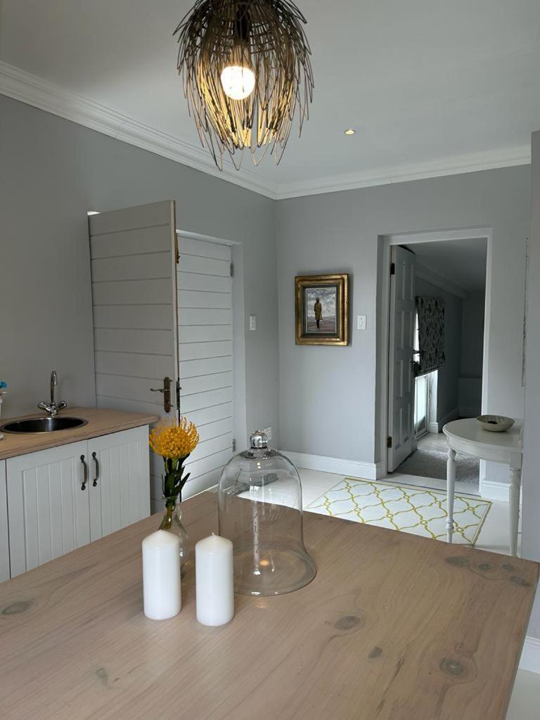 Camberley Wines - Luxury Apartment *